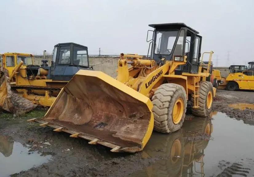 鏟車和叉車有什么區(qū)別？